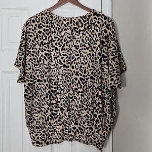 New Look Women's Animal Print Top Size M